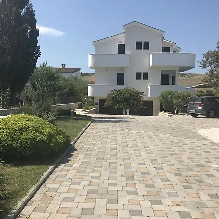 Appartement Studio Ljubac 14593b Rtina